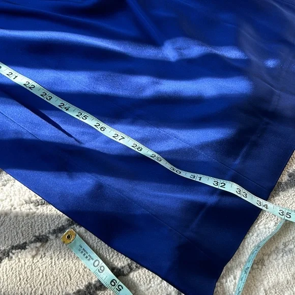 Tahari Women's Dress Tahari ASL Blue Satin Sleeveless Ruched Sheath Size 6P NWT - Picture 6 of 7